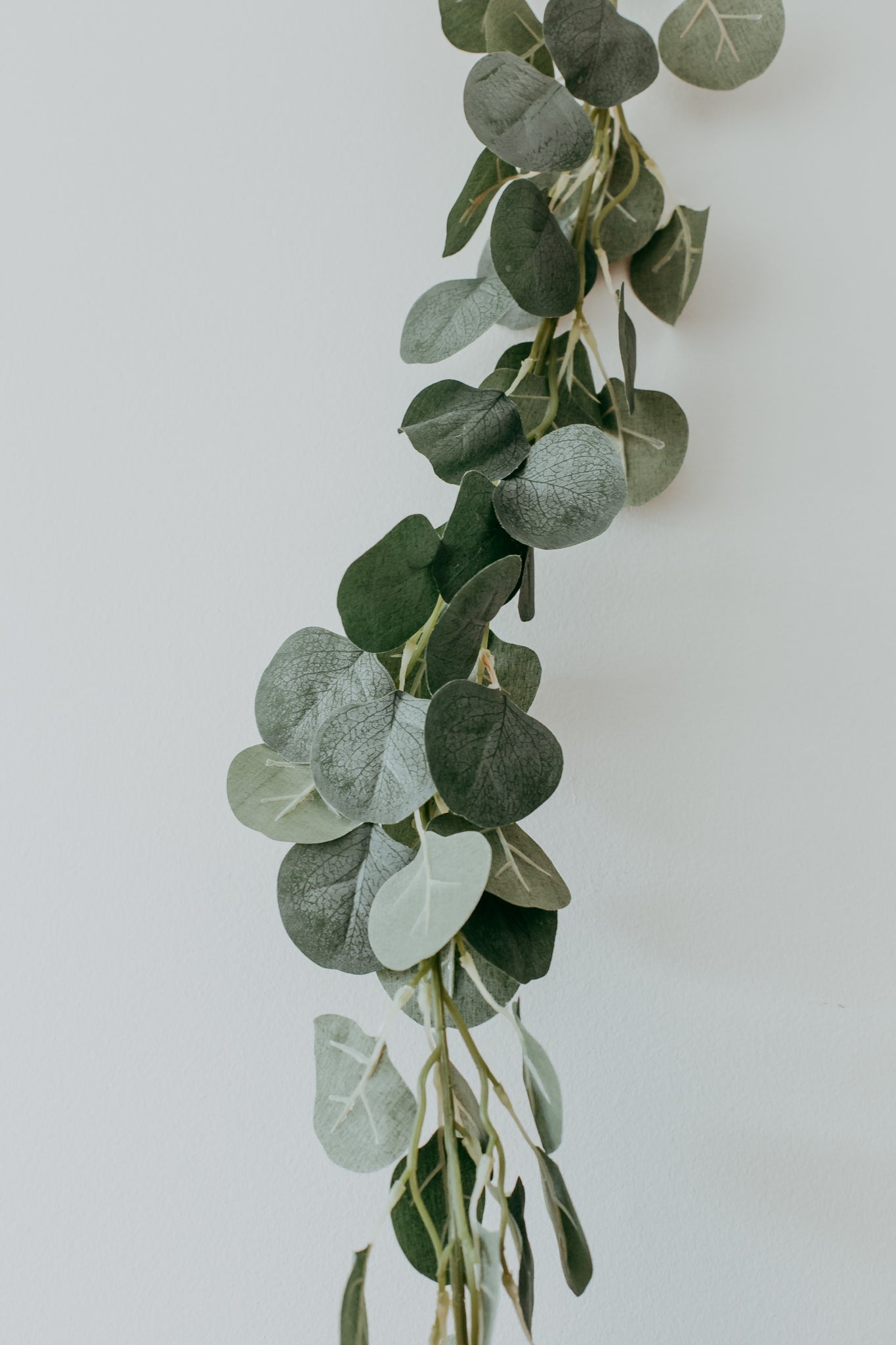 Standard Eucalyptus Garland (artificial) - Chic Chaos Home
